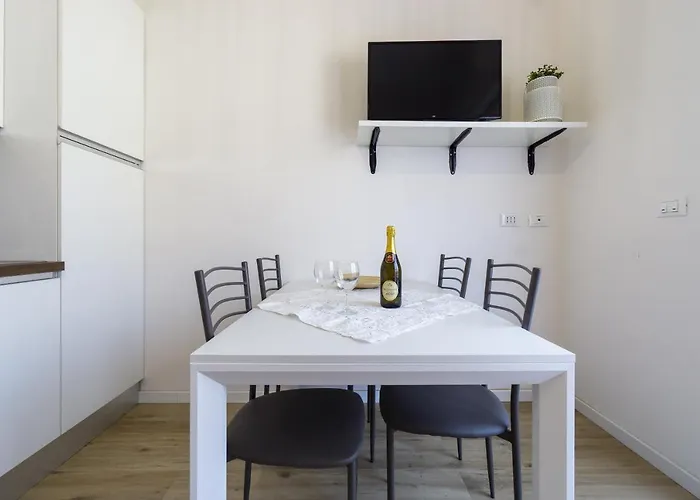 Realkasa Col Di Lana * ボローニャ